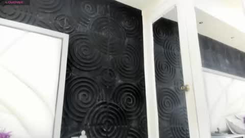 Snapshot of abigailwilliams_ chatting on 11.21.25 Abigail online show from 11.21.25