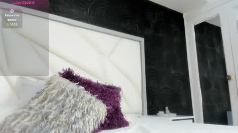 Snapshot of abigailwilliams_ chatting on 12.22.25 Abigail online show from 12.22.25