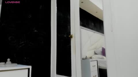 Snapshot of abigailwilliams_ chatting on 01.09.26 Abigail online show from 01.09.26