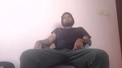 Masturbating boy online show from 03.07.25