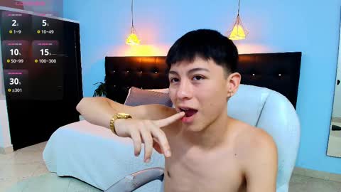 Snapshot of abraham_horny18 chatting on 10.03.25 abraham_horny18 online show from 10.03.25