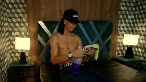 Snapshot of abravanel_sefardi chatting on 05.03.26 Abrovanel online show from 05.03.26