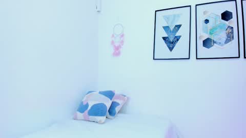 Abriil online show from 02.16.25