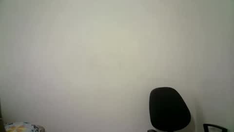 Snapshot of abril__ass chatting on 02.17.26 abril__ass online show from 02.17.26