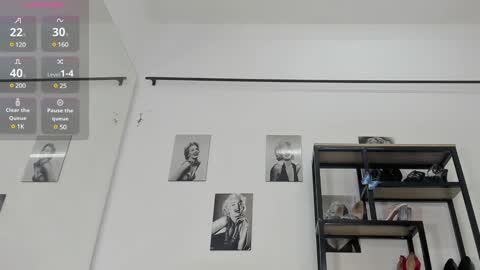 Abril  online show from 01.02.25