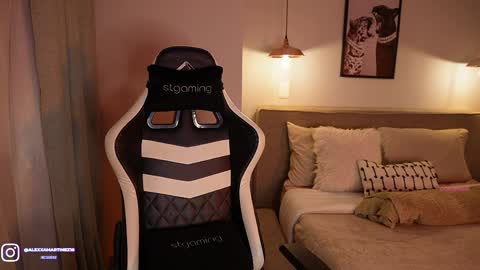 Snapshot of abril_w18 chatting on 04.01.26 My name is Alexa. Please say hello I like to chat with you. If you have requests please use tip online show from 04.01.26