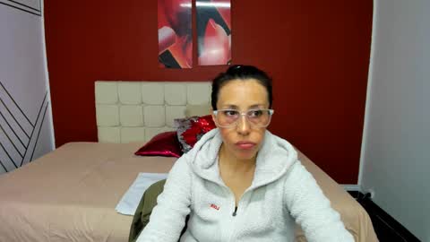 ABRIL online show from 01.29.25