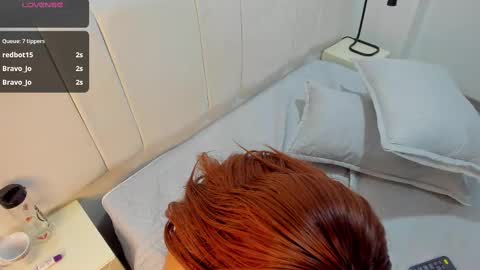 Snapshot of abrilsonne chatting on 02.25.25 AbrilSonne online show from 02.25.25