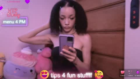 Snapshot of abruisedpeach chatting on 05.21.26 Peach online show from 05.21.26