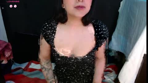 Absenta vert online show from 04.08.26