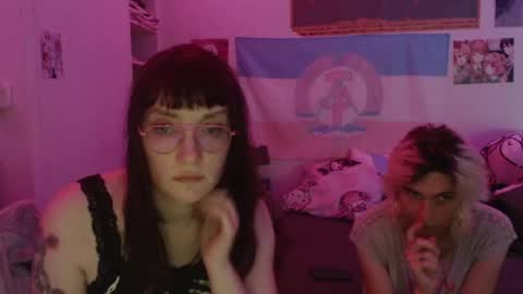 Snapshot of absintiliak chatting on 05.20.26 absintiliak online show from 05.20.26