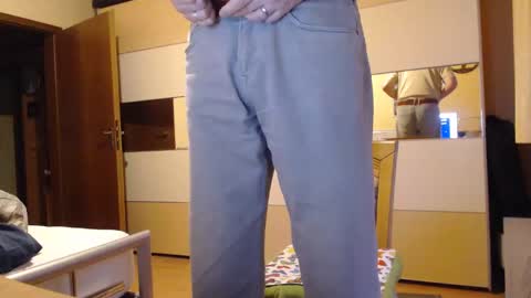 Snapshot of ach471 chatting on 12.03.24 ach471 online show from 12.03.24