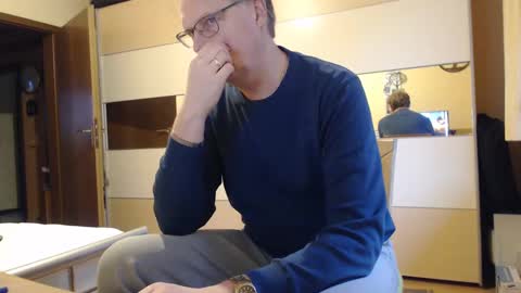 Snapshot of ach471 chatting on 12.13.24 ach471 online show from 12.13.24