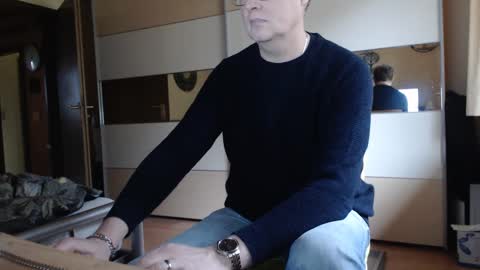 Snapshot of ach471 chatting on 01.24.25 ach471 online show from 01.24.25