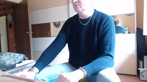 Snapshot of ach471 chatting on 01.26.25 ach471 online show from 01.26.25