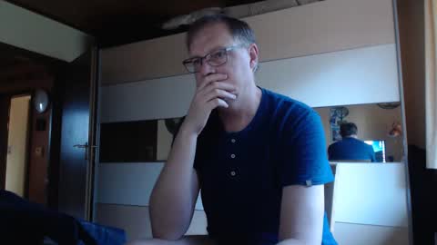 Snapshot of ach471 chatting on 02.09.25 ach471 online show from 02.09.25