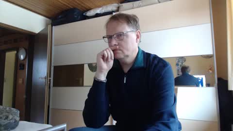 Snapshot of ach471 chatting on 02.12.25 ach471 online show from 02.12.25