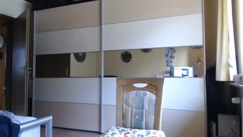 Snapshot of ach471 chatting on 02.20.25 ach471 online show from 02.20.25