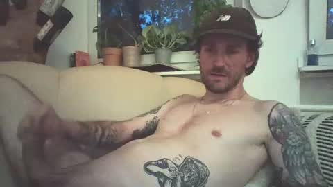 Snapshot of achix2704 chatting on 07.10.26 achix2704 online show from 07.10.26