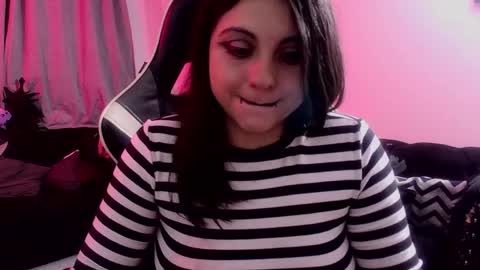 Snapshot of acid_alice666 chatting on 05.18.26 Alice online show from 05.18.26