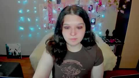 Snapshot of acid_kate chatting on 04.21.26 Kate online show from 04.21.26