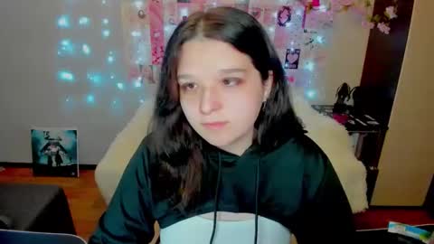 Snapshot of acid_kate chatting on 04.27.26 Kate online show from 04.27.26