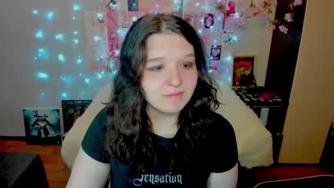 Snapshot of acid_kate chatting on 05.16.26 Kate online show from 05.16.26