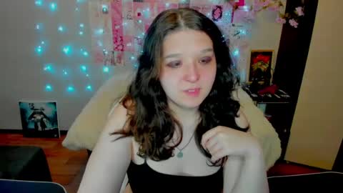 Snapshot of acid_kate chatting on 06.26.26 Kate online show from 06.26.26