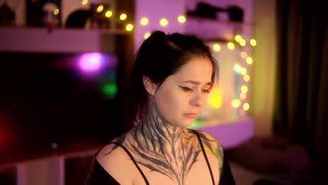 Snapshot of acid_pie chatting on 02.01.25 acid_pie online show from 02.01.25