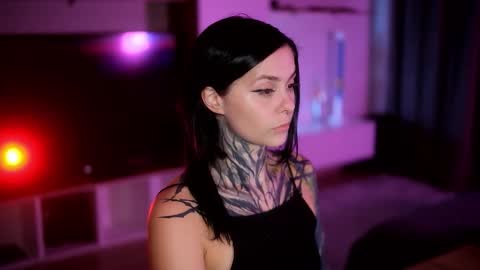 Snapshot of acid_pie chatting on 09.10.25 acid_pie online show from 09.10.25