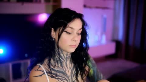 Snapshot of acid_pie chatting on 10.10.25 acid_pie online show from 10.10.25