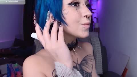 Acid or Iya  vacation November 19 to November 26 online show from 12.31.24