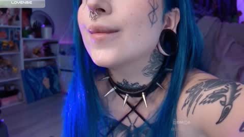 Acid or Iya  vacation November 19 to November 26 online show from 02.03.25