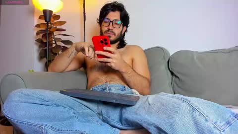 R. online show from 11.19.25