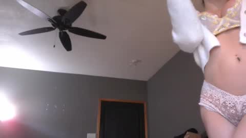 Snapshot of acs995 chatting on 02.02.25 OF  online show from 02.02.25