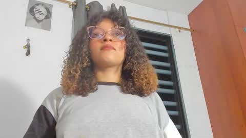  Isa  online show from 12.05.25