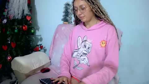 Ada naugthy28 online show from 12.21.25