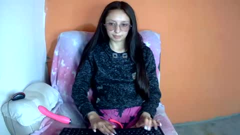 Snapshot of ada_naugthy1 chatting on 06.15.26 Ada naugthy28 online show from 06.15.26