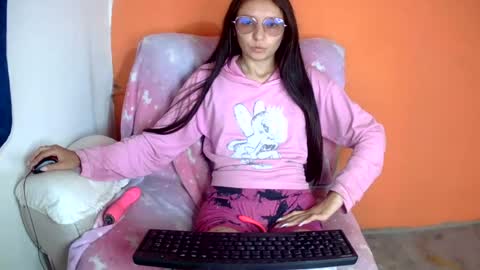 Snapshot of ada_naugthy1 chatting on 06.16.26 Ada naugthy28 online show from 06.16.26