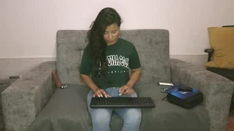 Snapshot of adahira08 chatting on 03.25.26 Adahira online show from 03.25.26