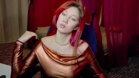 Snapshot of adalune chatting on 12.02.25 Adalana online show from 12.02.25