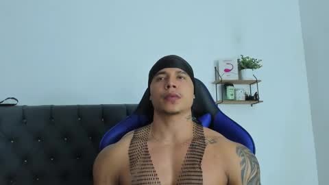 Snapshot of adam_boss chatting on 03.08.26 adam boss online show from 03.08.26