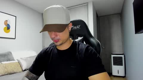 adam clarke online show from 03.11.25