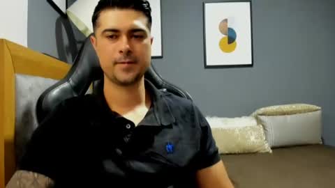 Snapshot of adam_clarke chatting on 06.21.26 adam clarke online show from 06.21.26