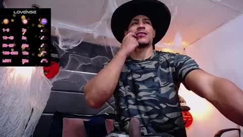 adam_fit19cm online show from 10.31.25