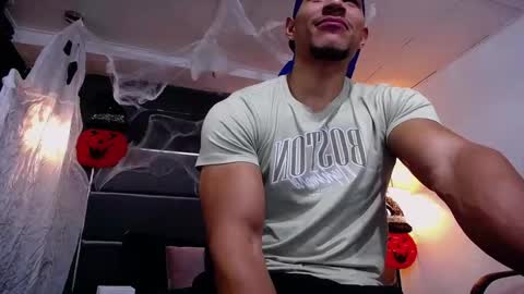 adam_fit19cm online show from 11.03.25