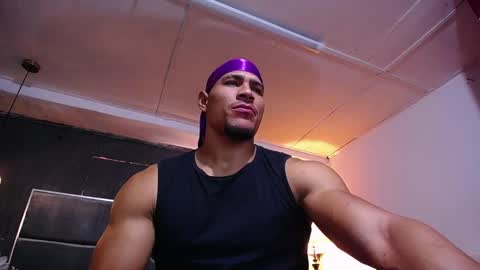 adam_fit19cm online show from 03.03.26