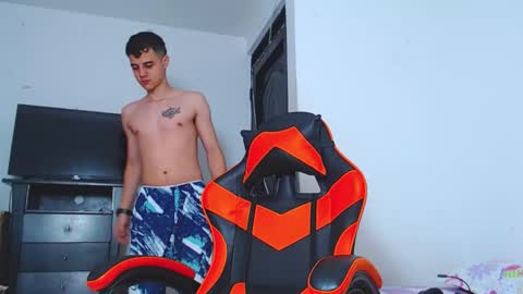 Snapshot of adam_hot11 chatting on 12.18.25 adam hot11 online show from 12.18.25