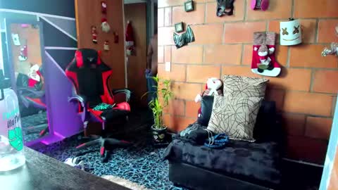 Snapshot of adam_valencia chatting on 12.19.24 Adam Valencia online show from 12.19.24