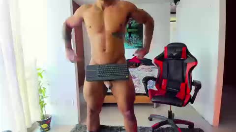 Snapshot of adam_valencia chatting on 09.22.25 Adam Valencia online show from 09.22.25